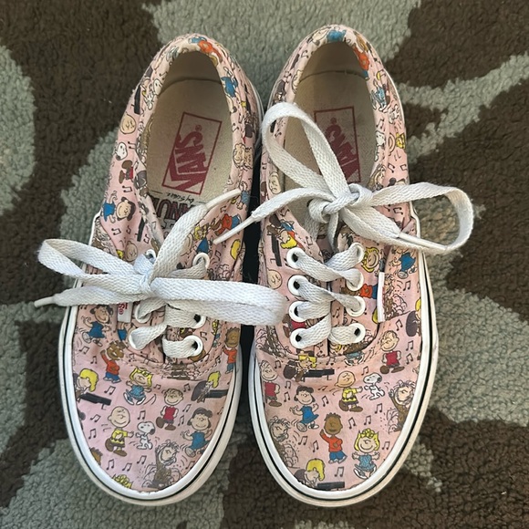 Vans Other - Vans Peanuts shoes size 12